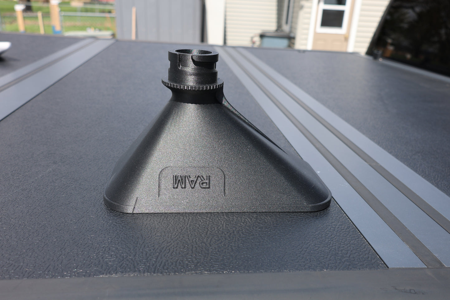 RAM Locking Oil Funnel